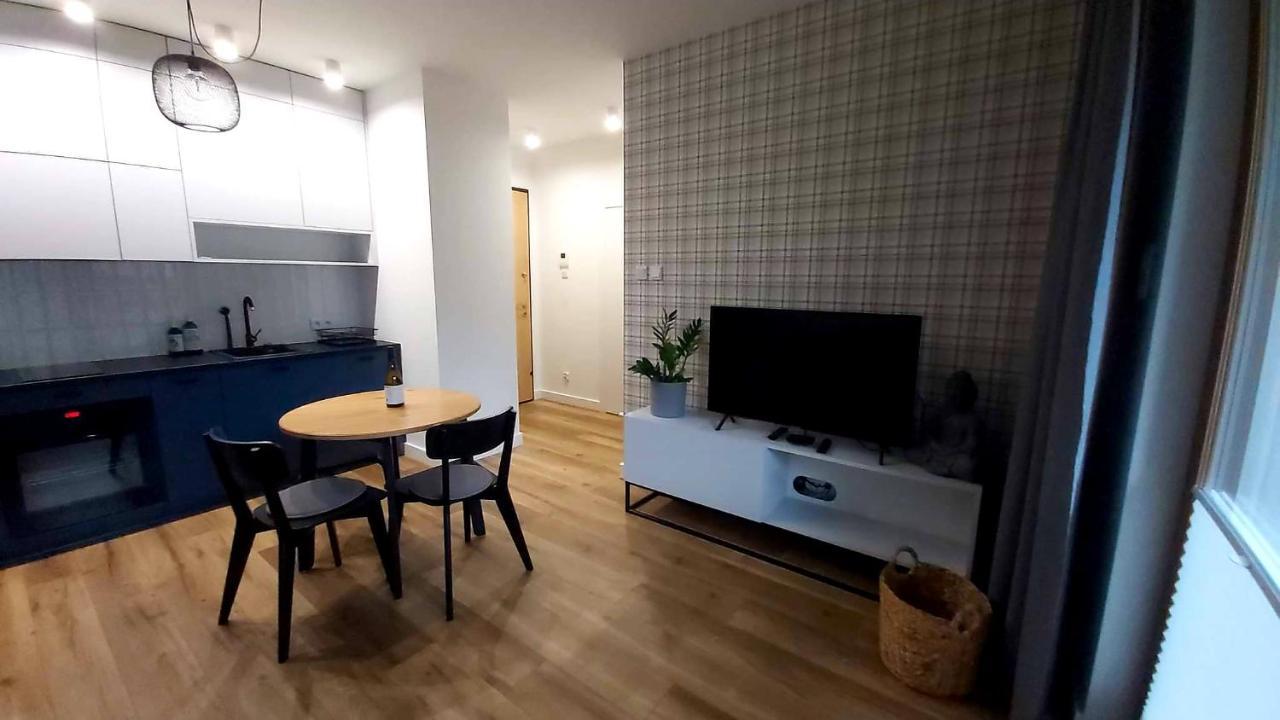 Apartament Zajezdnia Wrzeszcz Apartment Gdansk Exterior photo